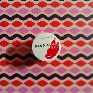 The Gelbottle Inc. Studio 3D Gel Red 01